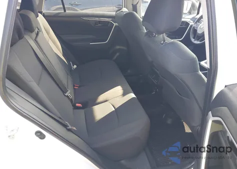 2022 Toyota Rav4 Le z USA, uszkodzony, nr VIN 2T3F1RFV1NW308747